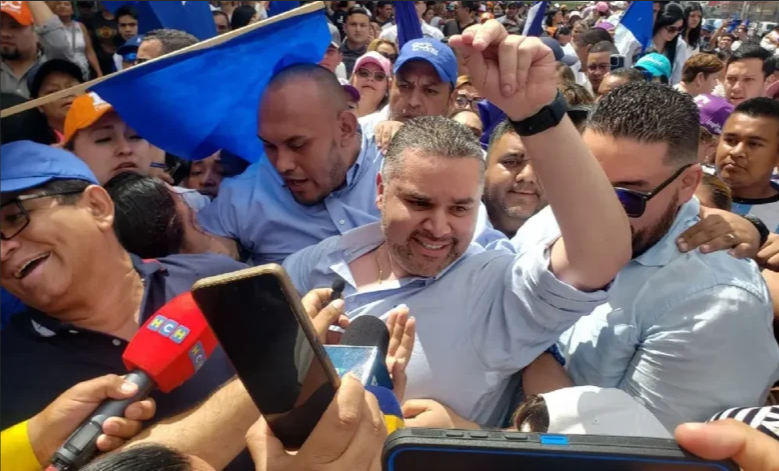 David Chávez regresó a Honduras tras 15 meses autoexiliado por acusaciones de corrupción en Infop